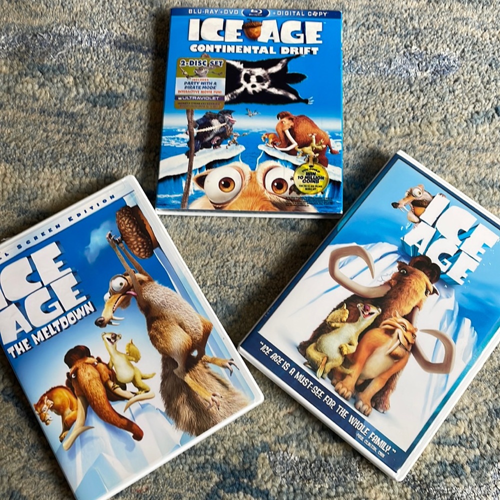 Ice age bundle 3 DVDs; Ice Age Continental drift Blu-ray unopened